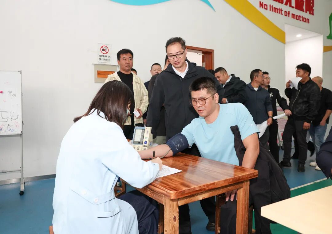GUO58147.jpg
